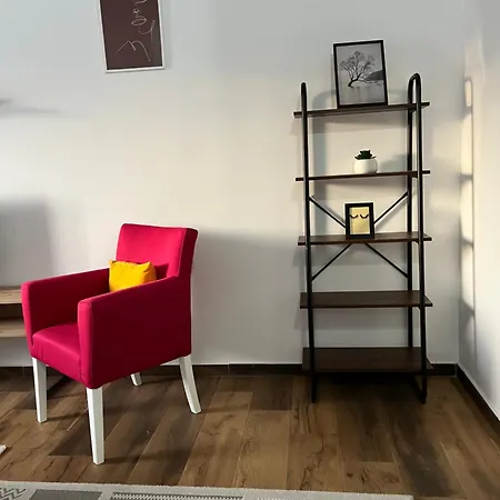 Apartament Airport Sky Lux