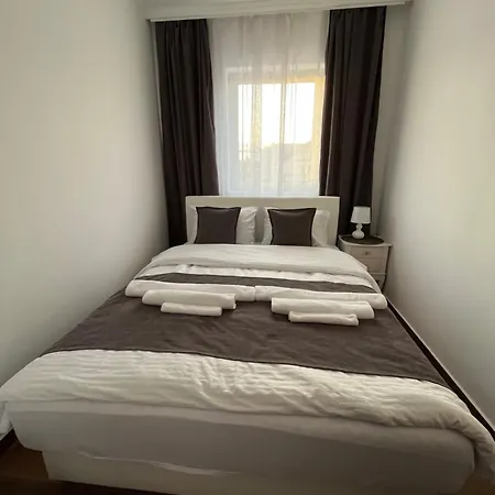 Apartament Airport Sky Lux Belgrad